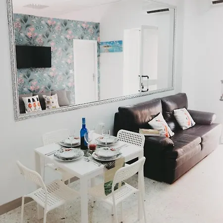 Miriam Costa De La Luz 2 *