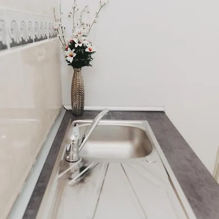 Miriam Costa De La Luz 2 *