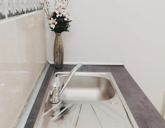 Miriam Costa De La Luz 2 *